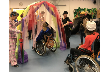 HEAD2HEAD THEATRE